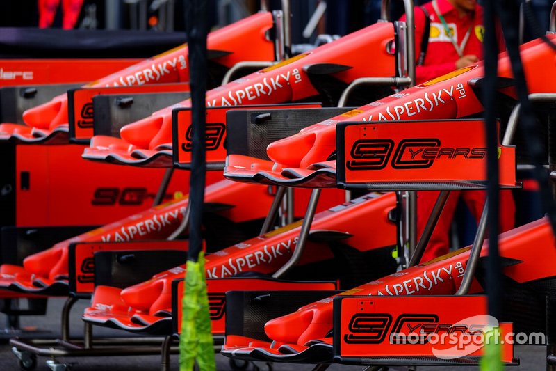 Ferrari SF90, ali anteriori