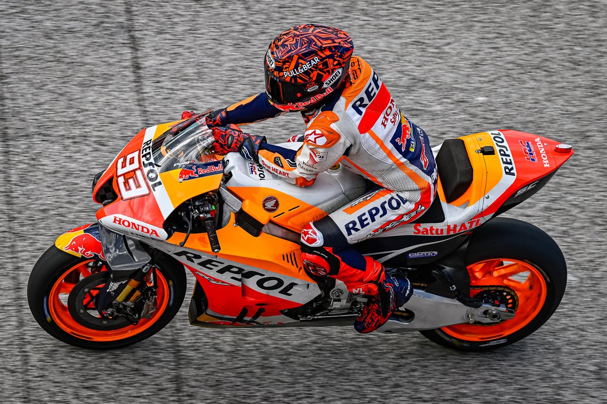 El basculante de aluminio de Kalex montado en la moto de Márquez durante el test de Misano