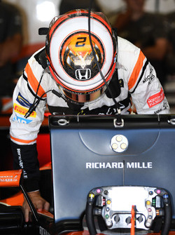 Stoffel Vandoorne, McLaren MCL32