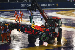 The carshed car of Max Verstappen, Red Bull Racing RB13 is recovered