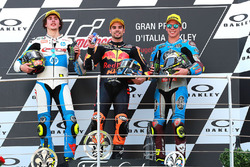 Podio: il vincitore della gara Miguel Oliveira, Red Bull KTM Ajo Moto2, il secondo classificato Lorenzo Baldassarri, Pons HP40 Miguel Oliveira, il terzo classificato Joan Mir, Marc VDS Moto2