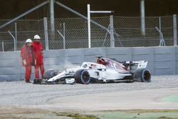 Charles Leclerc, Sauber C37, fuori pista