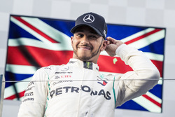 Podyum: 2. sıra Lewis Hamilton, Mercedes AMG F1