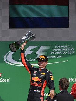 Max Verstappen, Red Bull Racing, viert zijn overwinning