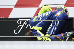 Подіум: переможець гонки Валентино Россі, Yamaha Factory Racing