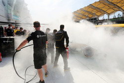 The burned car of Kevin Magnussen, Renault Sport F1 Team RS16