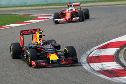 Daniil Kvyat, Red Bull Racing RB12