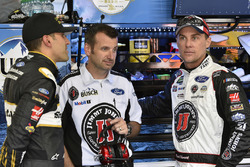 Aric Almirola, Stewart-Haas Racing, Ford Fusion Smithfield/Waffle House, Rodney Childers y Kevin Harvick, Stewart-Haas Racing, Ford Fusion Jimmy John's