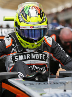 Sergio Perez, Sahara Force India F1 VJM09, op de startopstelling