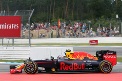 Ніко Росберг, Mercedes AMG F1 W07 Hybrid та Макс Ферстаппен, Red Bull Racing RB12