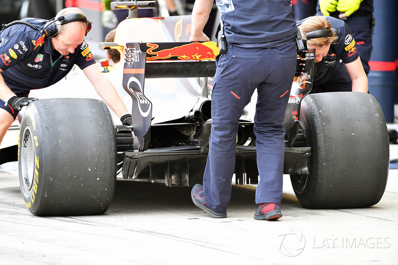 Задня частина Red Bull Racing RB13