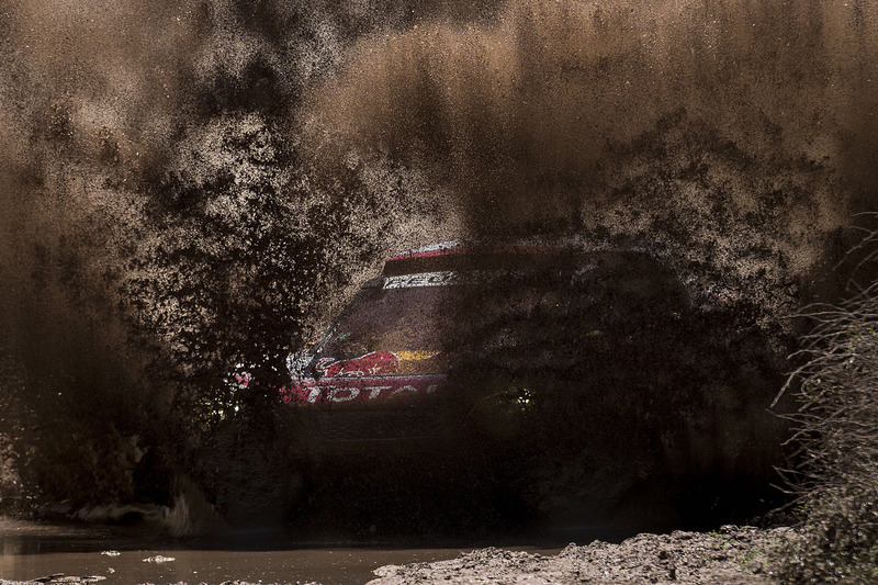 1. #307 Peugeot Sport Peugeot 3008 DKR: Сіріль Депре, Давід Кастера