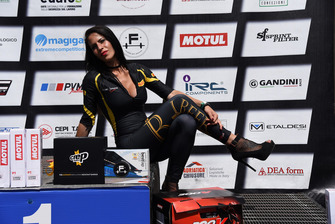 Grid girl