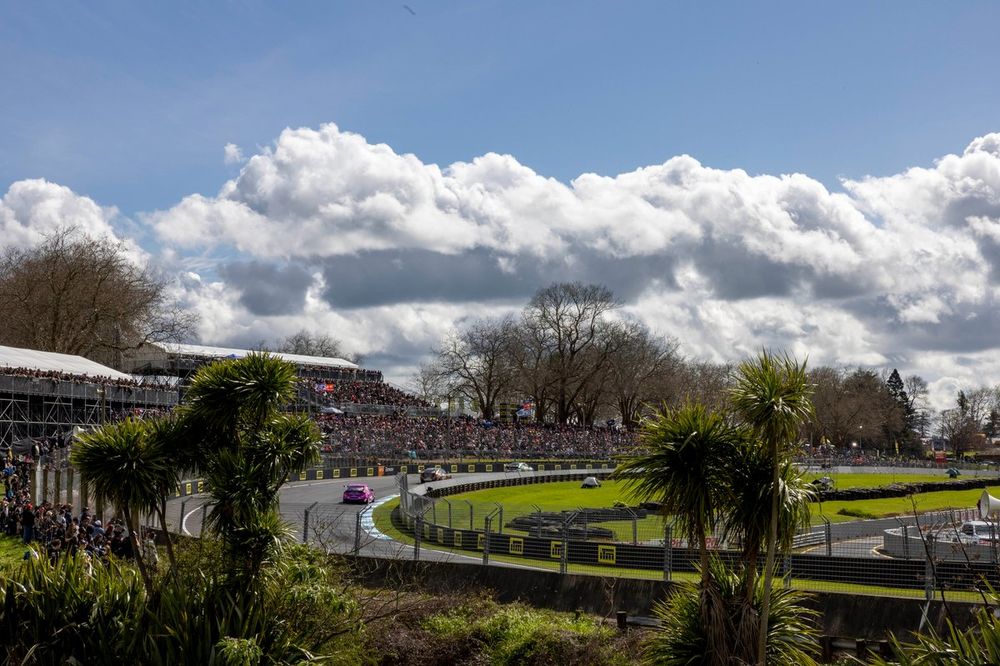 Pukekohe hosted Supercars in New Zealand until it closed last year