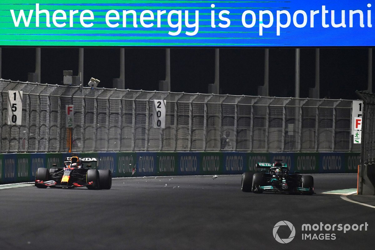 L'incidente tra Max Verstappen, Red Bull Racing e Lewis Hamilton, Mercedes