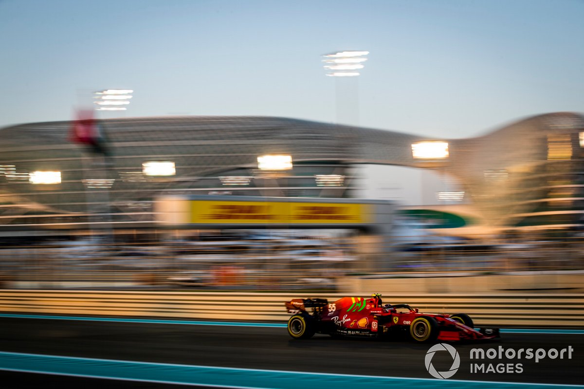 Carlos Sainz Jr., Ferrari SF21
