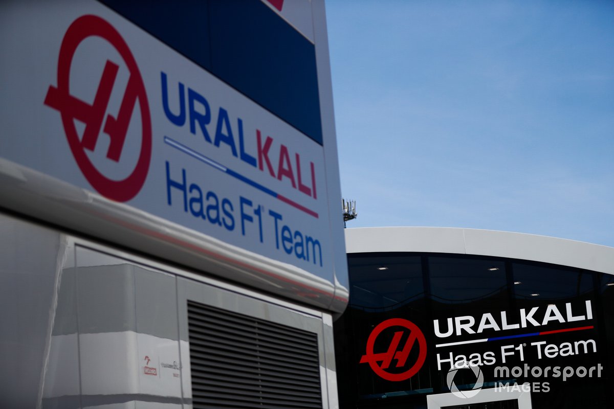 Motorhome Haas F1