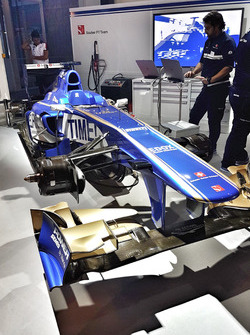 Sauber F1 Team bei der Auto Zürich am 1. November