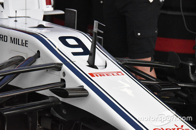 Носовой обтекатель Sauber C37