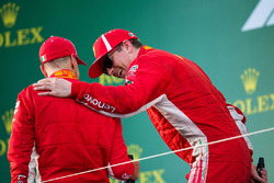 Переможець Себастьян Феттель, Ferrari і Кімі Райкконен, Ferrari, подіум