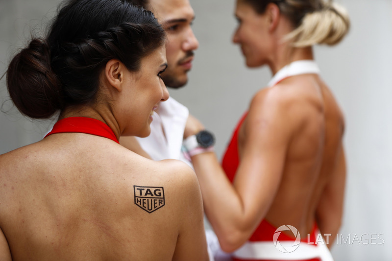 Chicas Tag Heuer