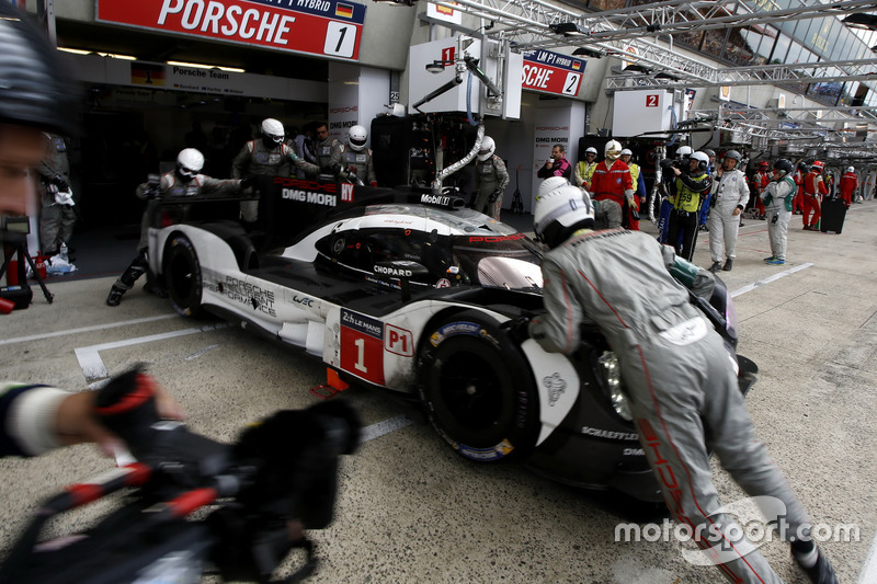 13th: #1 Porsche Team Porsche 919 Hybrid: Timo Bernhard, Mark Webber, Brendon Hartley