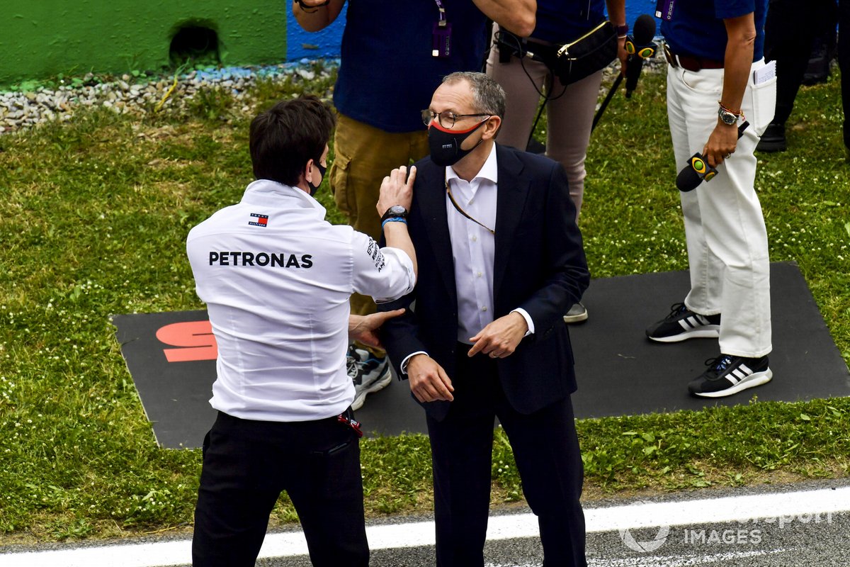 Toto Wolff, Team Principal and CEO, Mercedes AMG, with Stefano Domenicali, CEO, Formula 1
