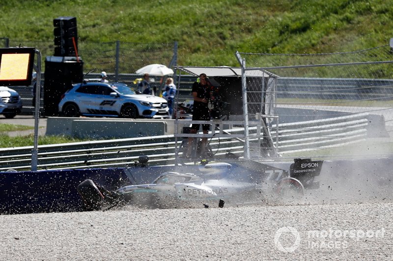 Crash of Valtteri Bottas, Mercedes AMG W10
