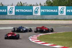 Валттері Боттас, Mercedes AMG F1 W09, Кімі Райкконен,Себастьян Феттель, Ferrari SF71H