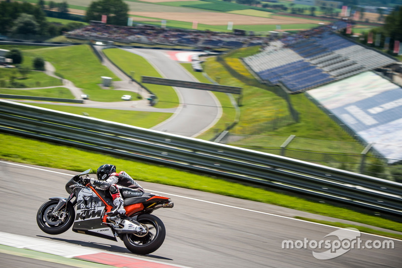 Thomas Luthi, KTM RC 16