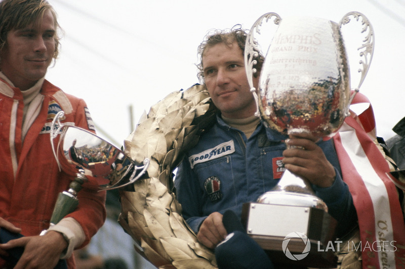 Winner Vittorio Brambilla, March and second placed James Hunt, Hesketh