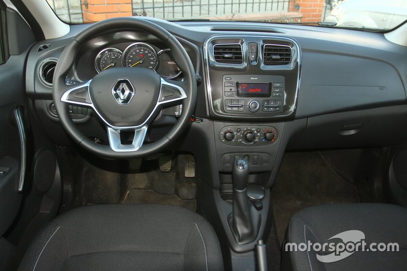 Renault Logan