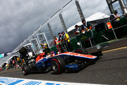 Pascal Wehrlein, Manor Racing MRT05