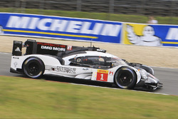 #1 Porsche Team, Porsche 919 Hybrid: Timo Bernhard, Mark Webber, Brendon Hartley