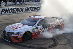 Yarış galibi Matt Kenseth, Joe Gibbs Racing Toyota