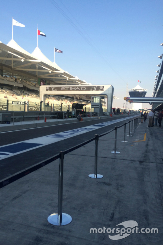 Yas Marina Pisti - Pit yolu