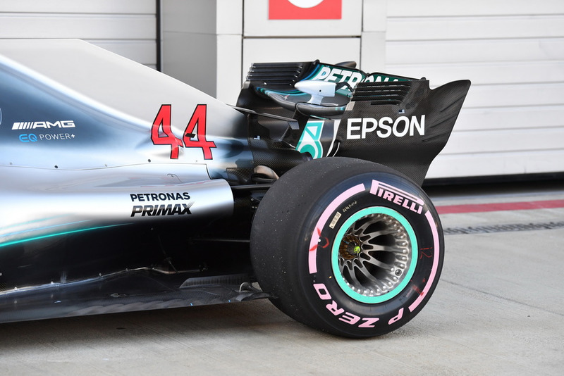 Mercedes-AMG F1 W09 hátulja