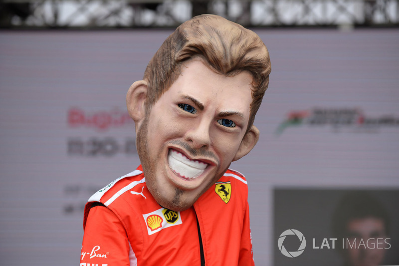 Карикатура Себастьяна Феттеля, Ferrari SF71H