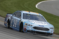 Clint Bowyer, Stewart-Haas Racing, Chevrolet Camaro Busch Light