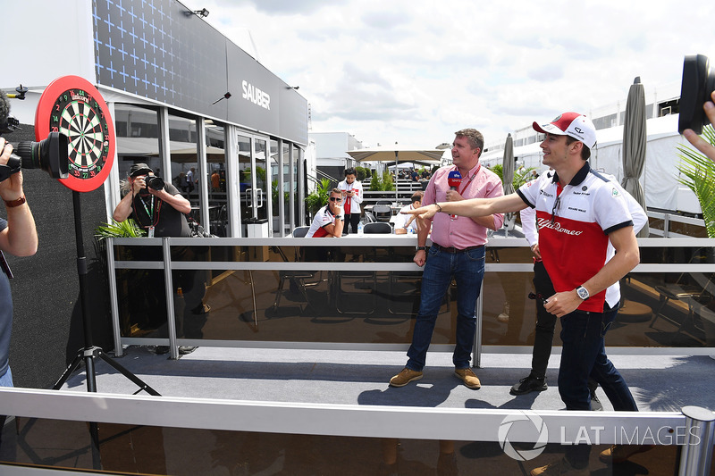 Шарль Леклер, Sauber, Sky TV