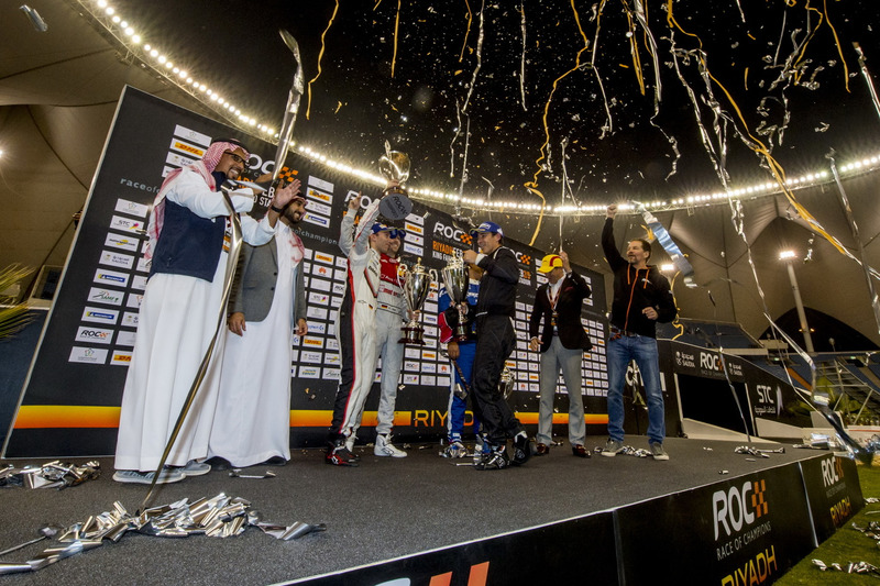 Podio: Copa de Naciones ganadores Timo Bernhard, René Rast, segundo lugar Juan Pablo Montoya, Helio Castroneves