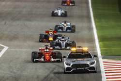 Safety-Car-Phase: Sebastian Vettel, Ferrari SF70H, führt