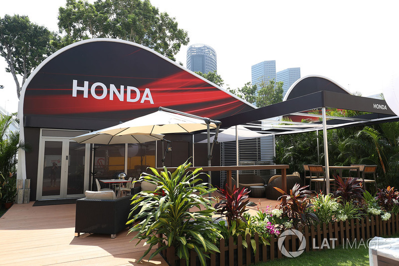 Honda team building