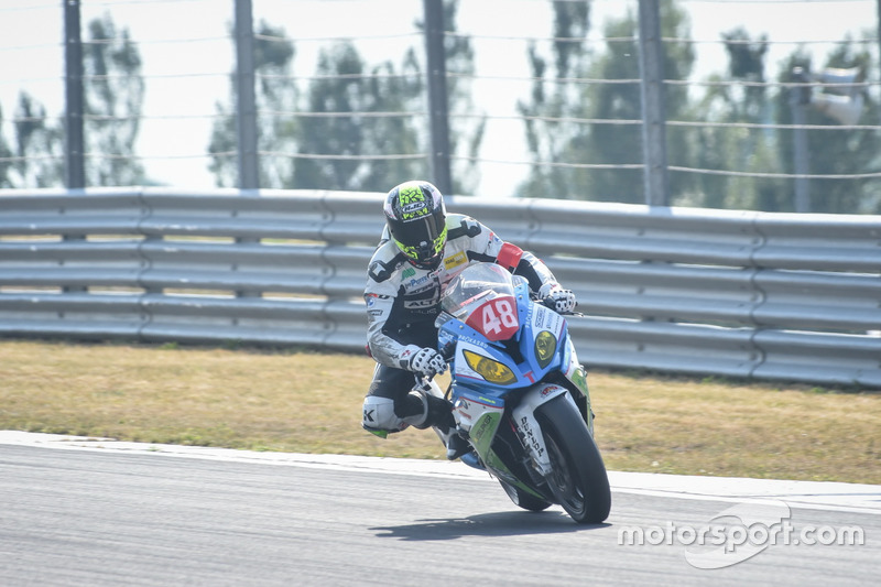Platz 5 / Sieg Superstock: #48 – Völpker NRT Schubert Motors by ERC – Stefan Kerschbaumer, Jan Bühn, Julian Puffe
