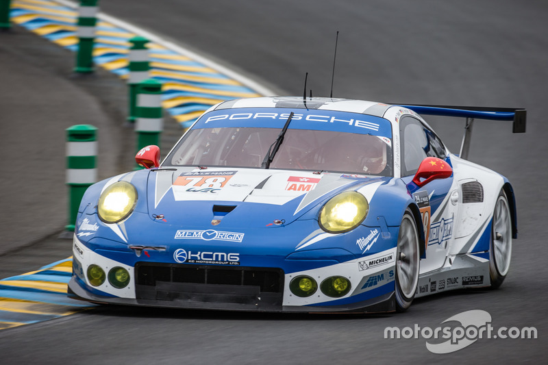 55: #78 KCMG Porsche 911 RSR: Christian Ried, Wolf Henzler, Joel Camathias