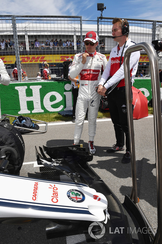 Charles Leclerc, Sauber on the grid