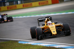 Кевін Магнуссен, Renault Sport F1 Team RS16