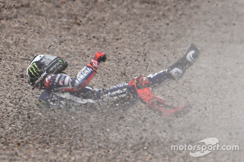 Sturz: Jorge Lorenzo, Yamaha Factory Racing