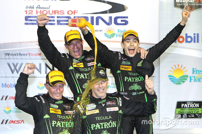 #5: Johannes van Overbeek, Scott Sharp, Ed Brown und Pipo Derani (ESM Racing)