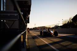 Kevin Magnussen, Renault Sport F1 Team RS16